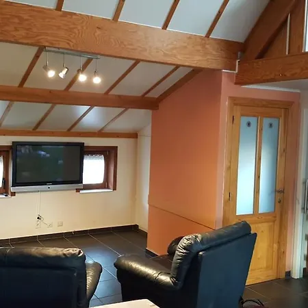 Nwd108 Ruim Vakantiehuisje In - 6 Pers - Ruime Tuin En Parking * Nieuwpoort